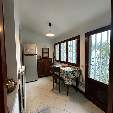 Villa Stile Liberty A Marina Di Pisa